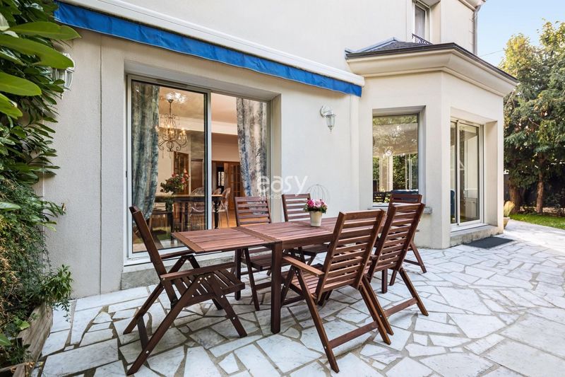 Beautiful villa available for hosting exclusive events in Paris and surrounding areas